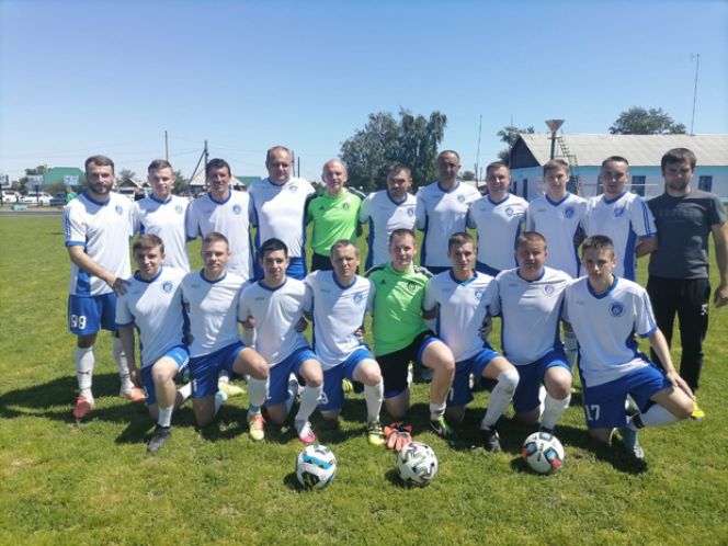 Определилась финальная восьмерка футбольного турнира сельской олимпиады в Мамонтово