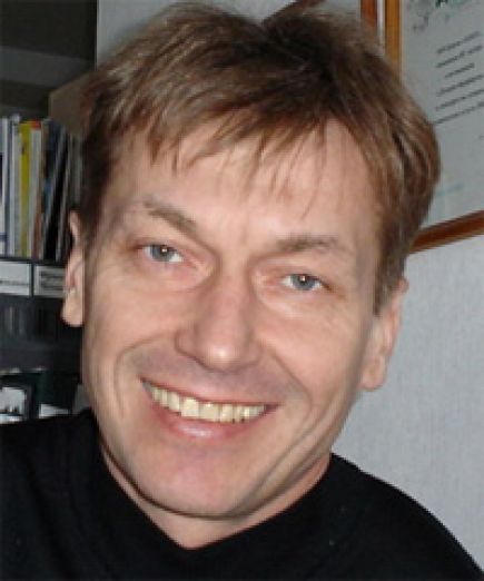 Александр Смирнов, директор барнаульской туристической компании «Плот», в 1989 году чемпион XIII летней олимпиады сельских спортсменов Алтая по футболу 