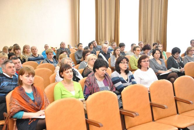 В Алтайском училище олимпийского резерва прошёл краевой семинар на тему "Административно-управленческие основы деятельности учреждений дополнительного образования".
