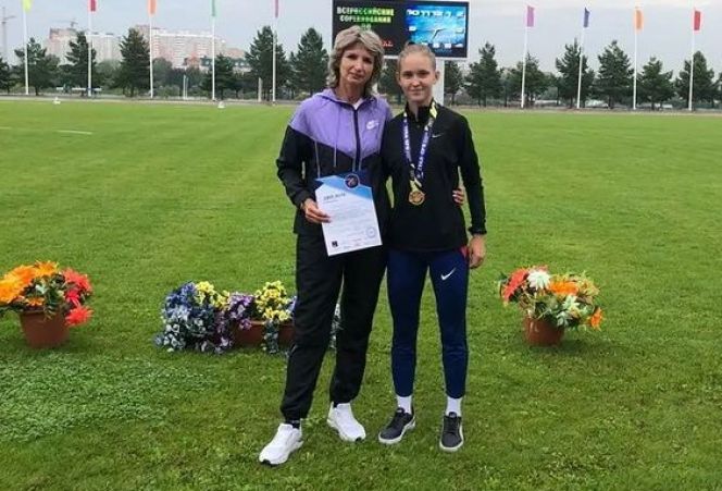 Виктория Романова - бронзовая медалистка в спринте на Всероссийских соревнованиях на призы Юрия Борзаковского