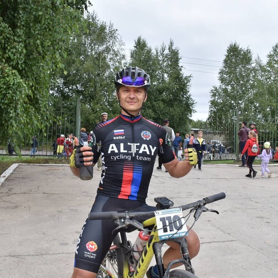 Сергей Масленников из Барнаула финишировал вторым. Фото: "Твой Заринск"