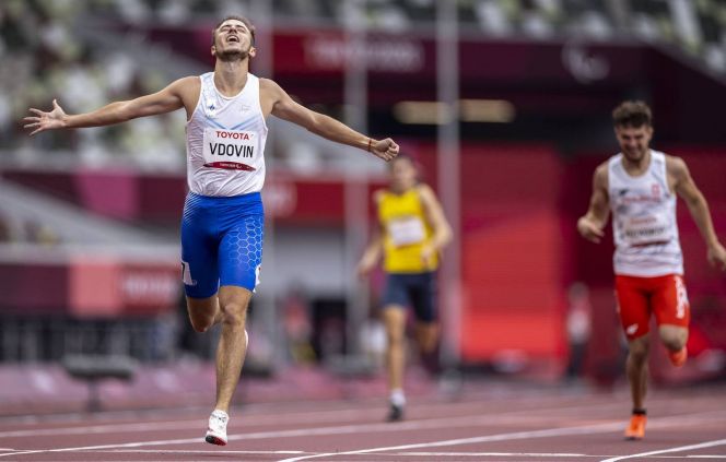 Андрей Вдовин завоевал золото на дистанции 400 м с новым мировым рекордом. Фото: Simon Bruty for OIS via AP