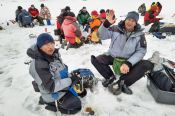 В Бешенцево состоялись первые краевые соревнования сезона по ловле на мормышку со льда, в которых участвовали мужчины и женщины 