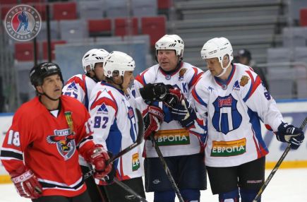 Барнаульский "Полимер" завершил выступление на IV Всероссийском фестивале любительских команд на 10 месте в "Лиге будущих чемпионов".