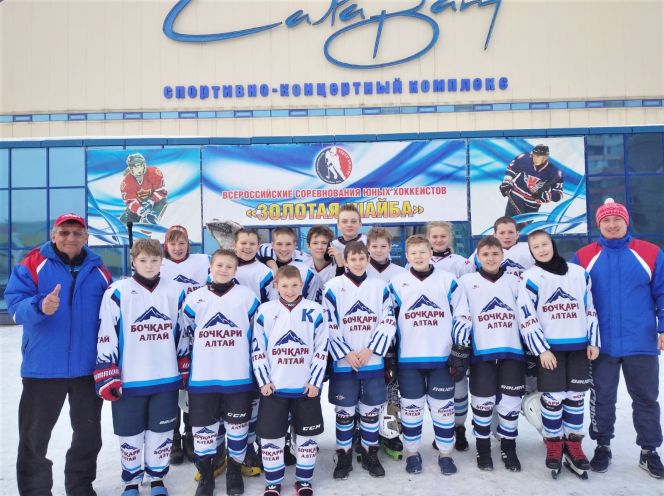  Команда «Бочкари» из Целинного района заняла пятое место в сельском финале всероссийского турнира «Золотая шайба»