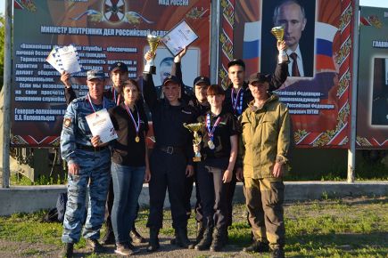 На Алтае прошли соревнования по стрельбе из боевого оружия памяти Михаила Калашникова.