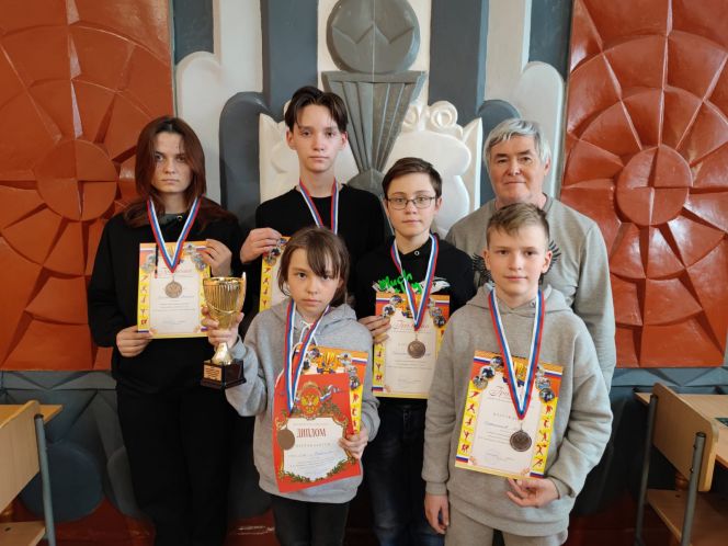 В Барнауле состоялся шахматный турнир XLII краевой спартакиады спортшкол среди юношей и девушек до 19 лет