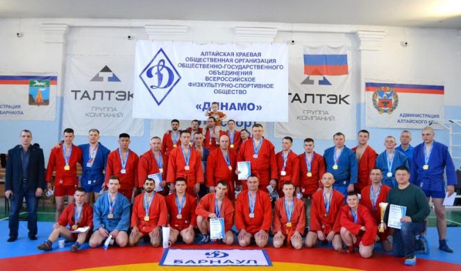 В Барнауле завершился турнир по самбо краевой спартакиады ВФСО «Динамо»