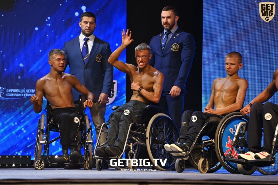 На соревнованиях Кубка России спортсмены-колясочники выступали впервые. Фото: Getbig.tv