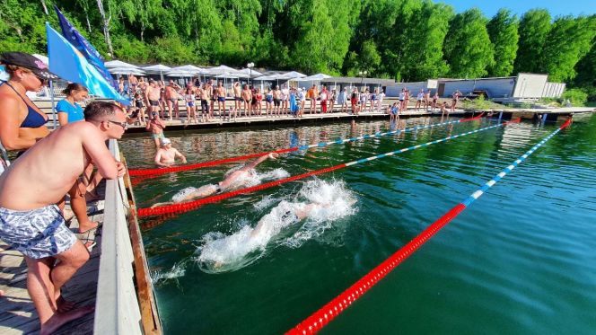В Алтайском районе состоялся чемпионат края по плаванию в холодной воде «Кубок Айского озера»