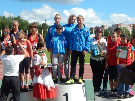 На II Всероссийской спартакиаде инвалидов алтайские легкоатлеты и теннисисты заняли первое командное место. 