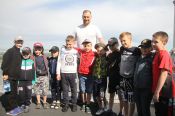 Приехали побеждать: юные донецкие хоккеисты знакомятся с Барнаулом