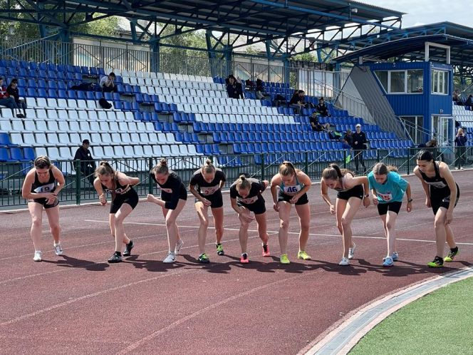 В Барнауле состоялись краевые соревнования "Кубок Алтайского училища олимпийского резерва" с участием взрослых спортсменов