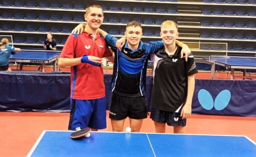 Победный почин. Три мужские команды из Алтайского края стартуют в командном чемпионате ФНТР