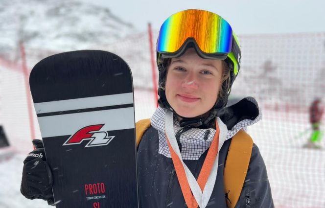 Сноубордисты открыли сезон в Абзаково. Мария Травиничева из Белокурихи выше чемпионки мира... но без золота  