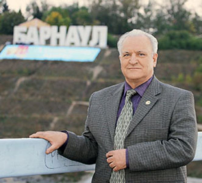 На 75-м году ушел из жизни заслуженный тренер СССР и России по самбо Валерий Метелица.