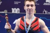 Мультимедалист: гимнаст Сергей Найдин на чемпионате России собрал полный комплект наград
