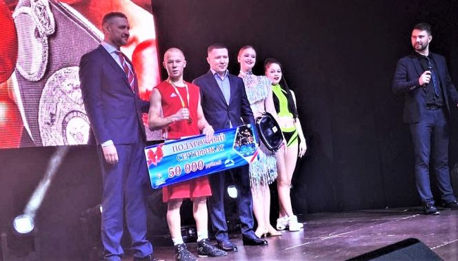 Александр Бушукин из Рубцовска выиграл всероссийский турнир по боксу класса «А» в Чите
