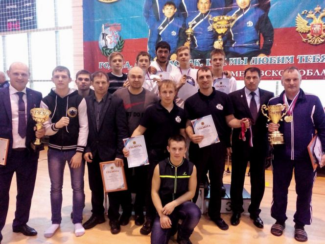 Алтайские спортсмены завоевали шесть медалей на первенстве Сибири по рукопашному бою.