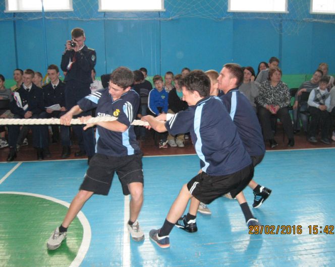 В школе-интернате № 6 города Барнаула прошёл конкурс «А ну-ка, парни!».