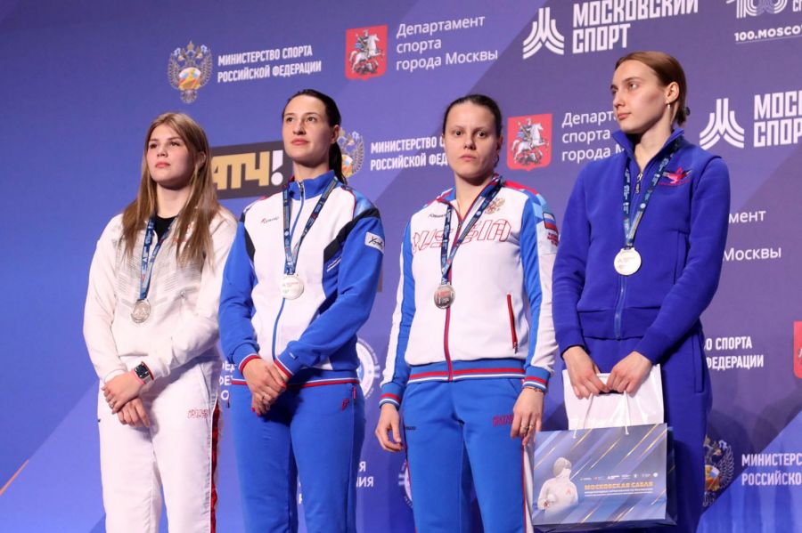 Команда "Россия-1" (Мария Зинюхина, Яна Егорян, Алина Ключникова, Анна Смирнова). Фото: ФФР