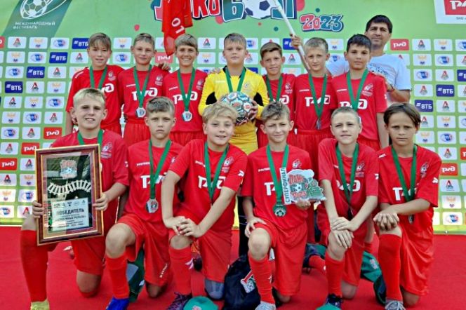 Футболисты «Алтая-2011» заняли девятое место в Суперфинале XVII международного фестиваля «Локобол – 2023 – РЖД» 