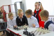 Плюс один: в Поспелихе открылся детский шахматный клуб