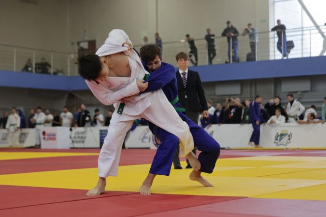 Фото: Новосибирская областная федерация дзюдо. Фрагмент соревнований