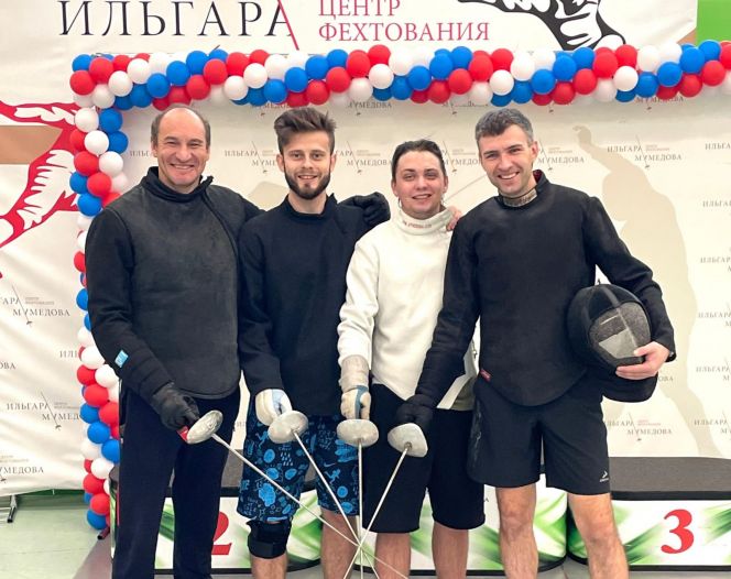 На фото слева направо: Валериан Феоктистов, Дмитрий Постоев, Даниил Дедов и Евгений Сазонов 