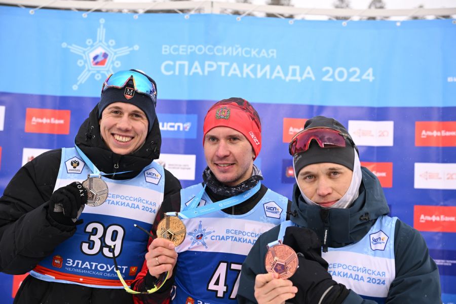 Даниил Серохвостов из Заринска завоевал в Златоусте две бронзовые медали. Фото: СБР