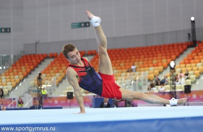 Барнаульский гимнаст Сергей Найдин травмировал плечо и не выступит в двух видах многоборья на чемпионате России
