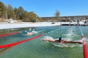 Федерация зимнего плавания «Белуха» провела в Барнауле краевой фестиваль на призы своей организации