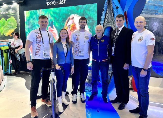 Неделя алтайского спорта на ВДНХ в Москве продолжилась презентацией краевой федерации триатлона