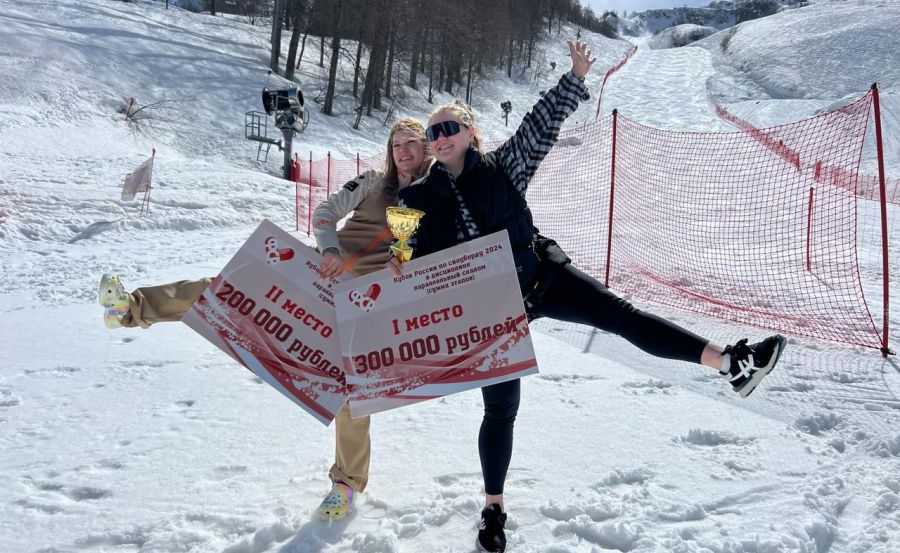 Мария Травиничева и София Надыршина получили хорошие призовые по итогам Кубка России в параллельном слаломе