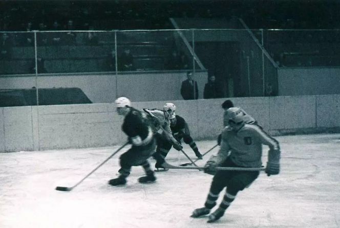 Страницы истории алтайского хоккея. Октябрь 1969 года. Предсезонный турнир, посвященный 52-й годовщине Великого Октября