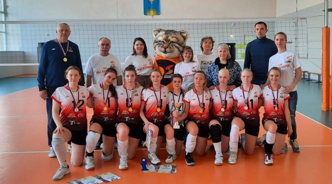 Волейболистки «Спортивной инициативы» - победительницы первенства Алтайского края среди девушек до 18 лет