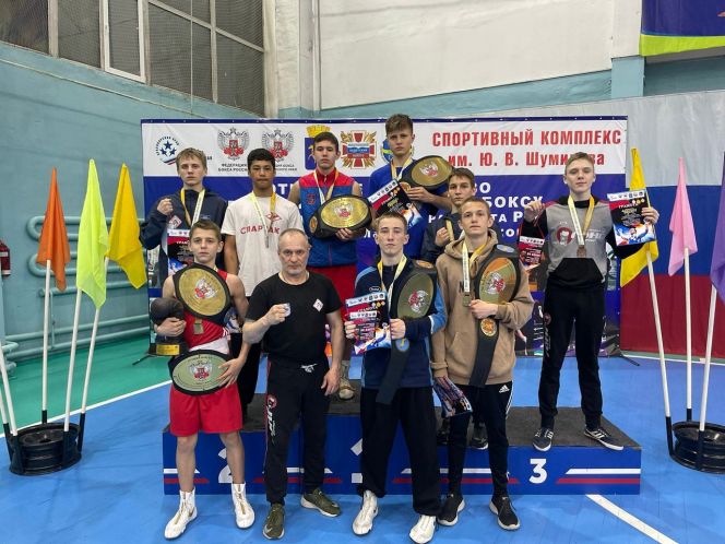 13 медалей в копилке алтайских боксёров по итогам межрегионального турнира на призы Марка Петровского в Минусинске