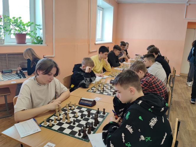 В Барнауле шахматисты до 19 лет провели турнир XLIV краевой спартакиады спортивных школ 