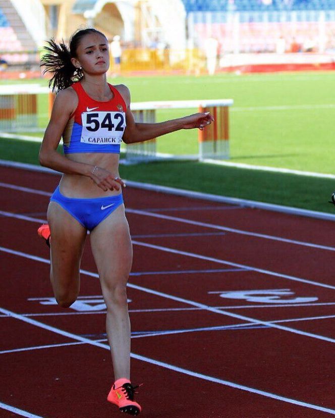 Полина Миллер установила новый рекорд России среди девушек в беге на 200 метров. 
