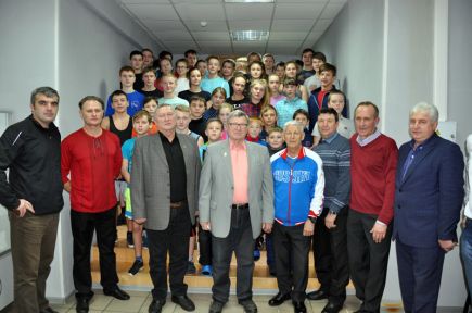 Легендарный советский тренер Василий Каверин провёл семинар и мастер-класс для тренеров СДЮШОР по гребле имени Константина Костенко.