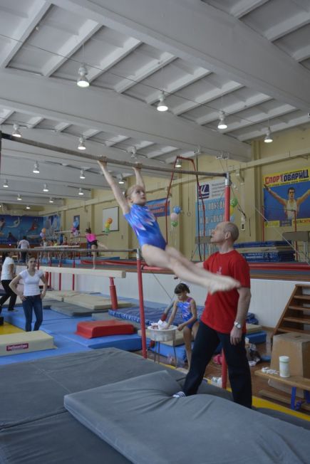 В Бийске состоялись традиционные соревнования среди девушек  «Звёздочки гимнастики».