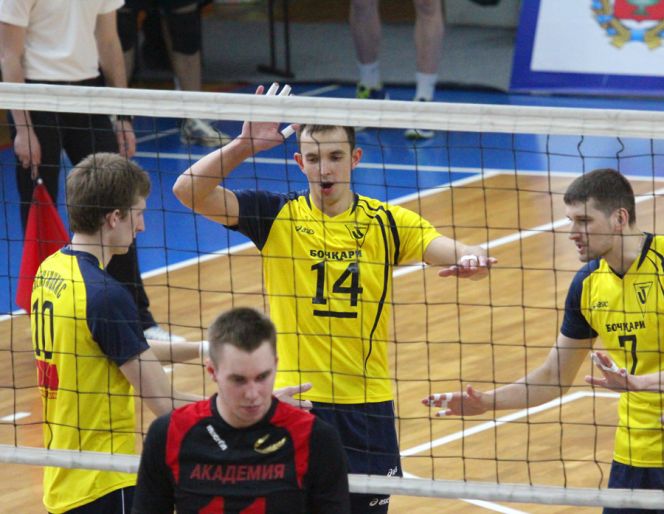 Волейболисты "Университета" дома повторно взяли верх над казанской "Академией" - 3:0.