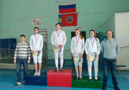 В Барнауле прошёл лично-командный чемпионат Алтайского края по фехтованию на саблях.