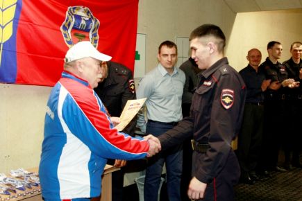 В БЮИ МВД России прошёл чемпионат Алтайского края по стрельбе из боевого оружия.