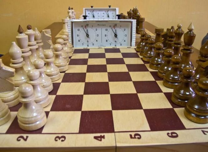 Около 100 шахматистов участвуют в первенстве Сибири среди мальчиков и девочек до 9 лет в Барнауле