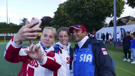 Игроки барнаульского «Коммунальщика» помогли женской сборной России вернуться в элитный дивизион чемпионата Европы.