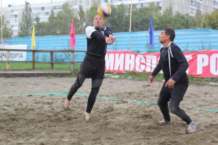 В Парке спорта состоялся краевой турнир среди ветеранов в честь 287-летия Барнаула и 80-летия Алтайского края.