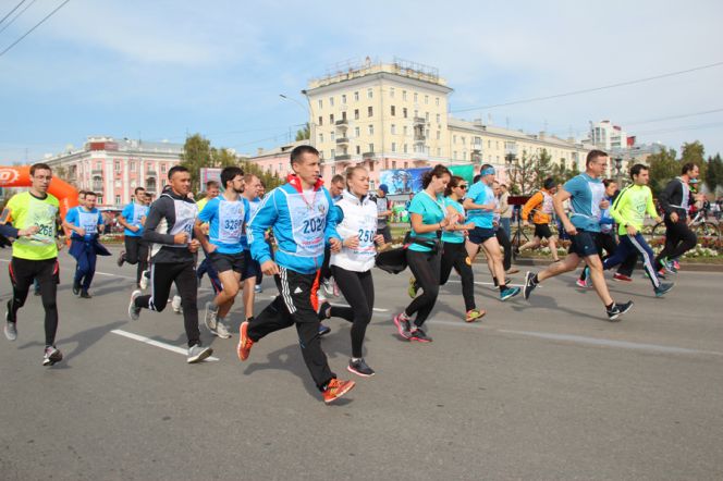 Фестиваль «Барнаул спортивный – город чемпионов» и Всероссийский день бега «Кросс нации – 2017»
