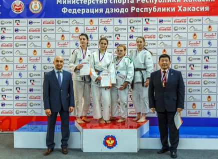 Алтайские спортсменки - призёры первенства Сибирского федерального округа.