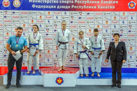 Алтайские спортсменки - призёры первенства Сибирского федерального округа.